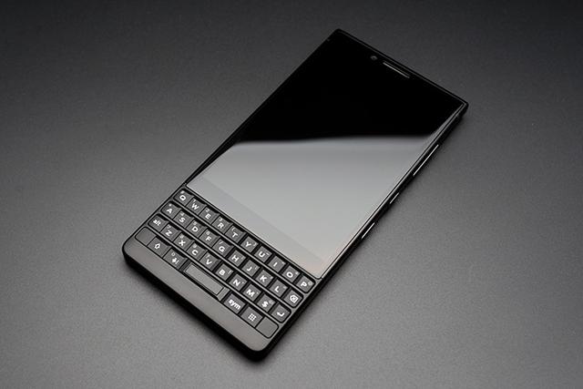 如何用安卓打造商务旗舰？黑莓BlackBerry KEY2手机特色功能详解