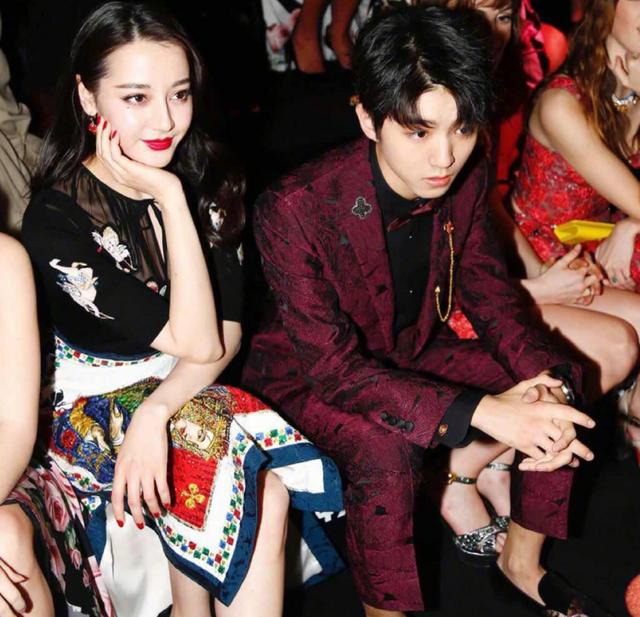 王俊凯向张雪迎示爱(王俊凯和张雪迎剪辑)-天晟网