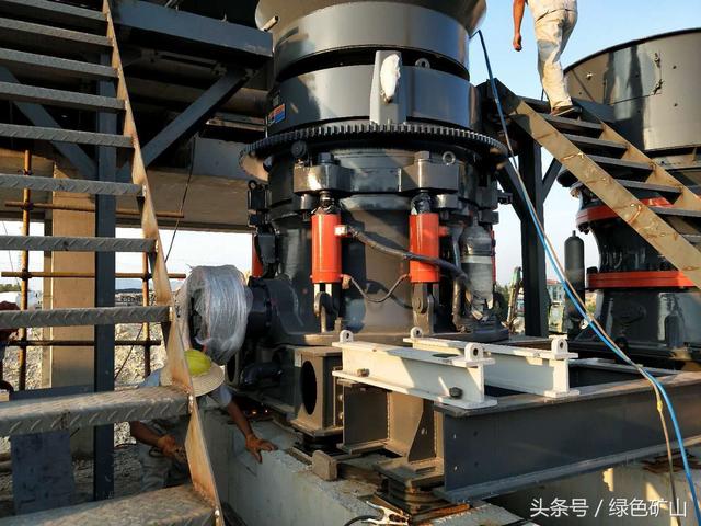 圆锥破碎机的油温是用什么测量的