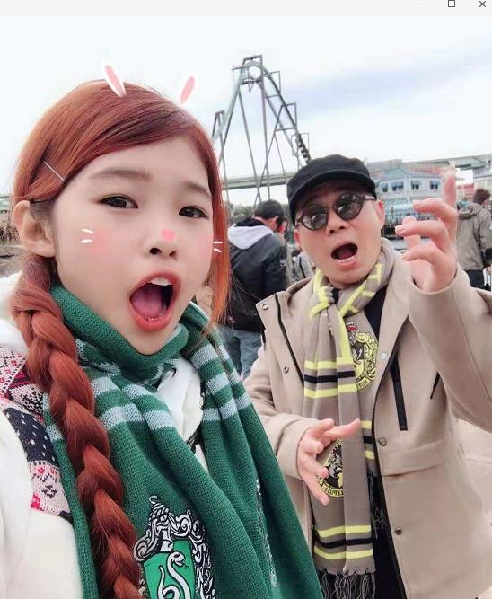 周明增因为丁五味角色受众多观众喜爱,如今还有一个颜值极高的女儿,也