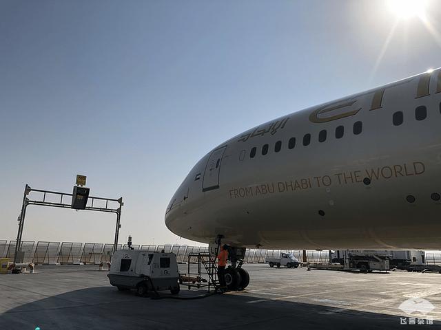 auh是哪个机场(auh是哪个机场)