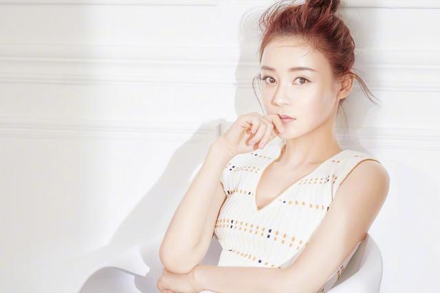 赵丽颖 杨幂集体作配 在9个配角衬托下 女主反而沦为笑柄 新闻时间