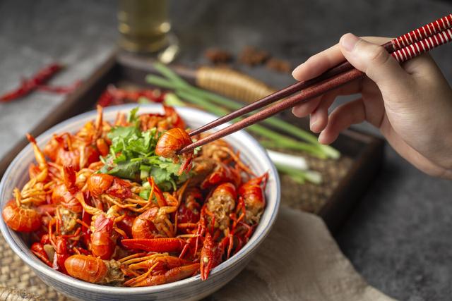 喝什么可以降尿酸，防痛风？这代茶饮，拿走不谢