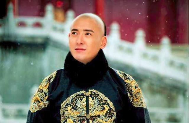 凭什么四贝勒皇太极当选皇位？前面三位贝勒是怎样服气的？