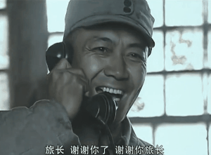 "他死皮赖脸,习惯空手套白狼,别人找他借东西,他硬气得不行:"要钱没有