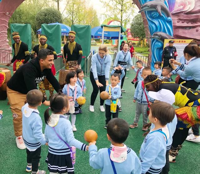 创设双语环境的温江SCL幼儿园