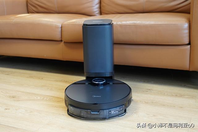 体验这款扫拖机器人之后，或许除菌是自动集尘扫拖地新的发展方向