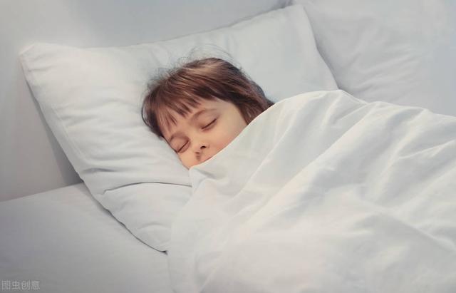 关于睡觉这件事情，我们必须要重视