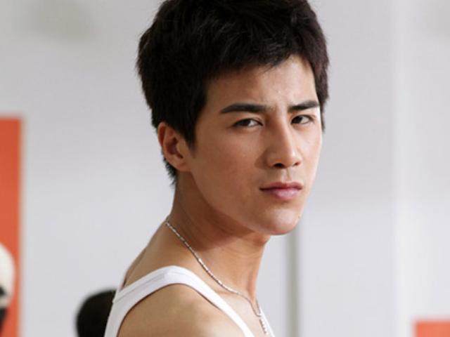 该剧由莫熙儿,蓝燕,姜潮,田晓天,巴哈古丽等人主演.