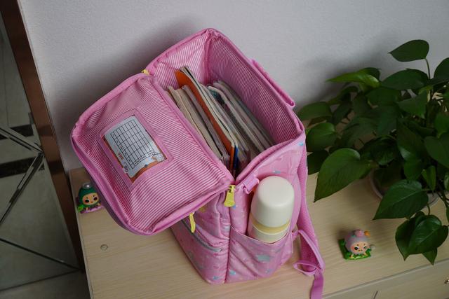 轻松背负，健康成长，给小外甥女的生日礼物——GMT for Kids小方包