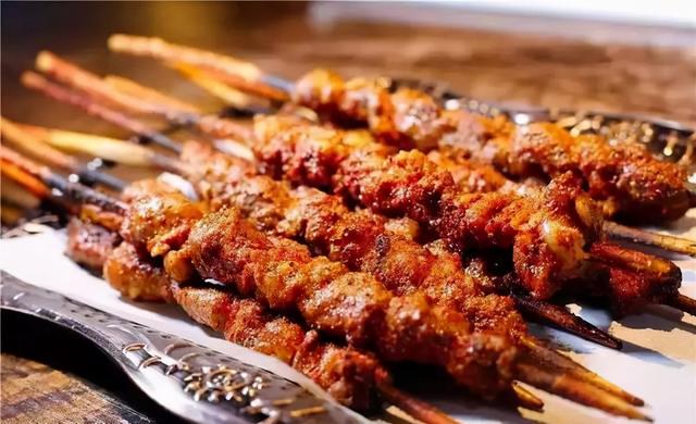 经常吃羊肉到底是养生还是伤血管？一文跟你说明白