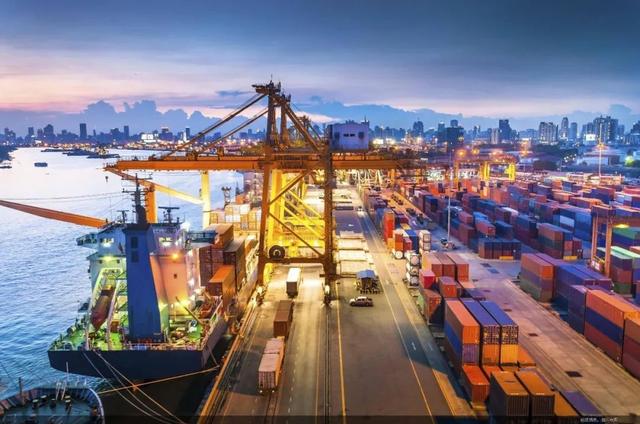 美西运价暴跌21%！迎来拐点？最后一刻，超期滞留费再生变数