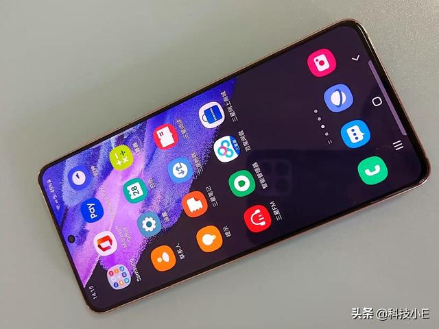 从4999跌至3699元，骁龙888+IP68防水，三星旗舰双11售价大跳水