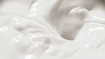 女性涂身体乳好吗