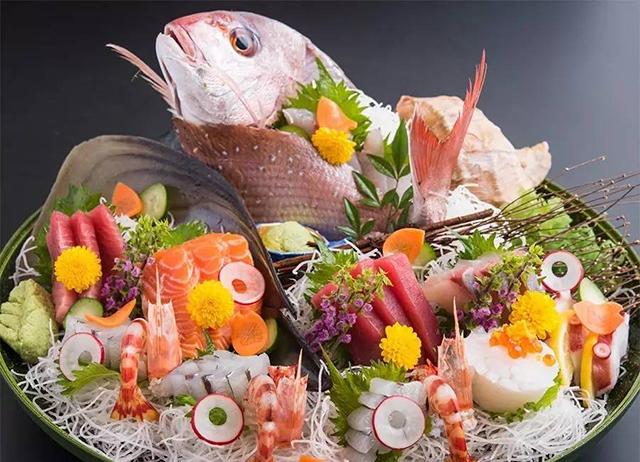 为何说穿袜子睡觉入眠更快更深？日本人长寿，跟他们穿袜子有关？