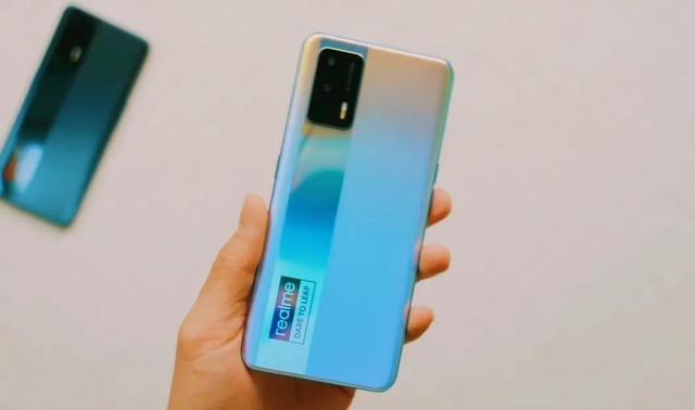 买手机前谨记“三不碰”的原则：合理分析性价比，才不花冤枉钱