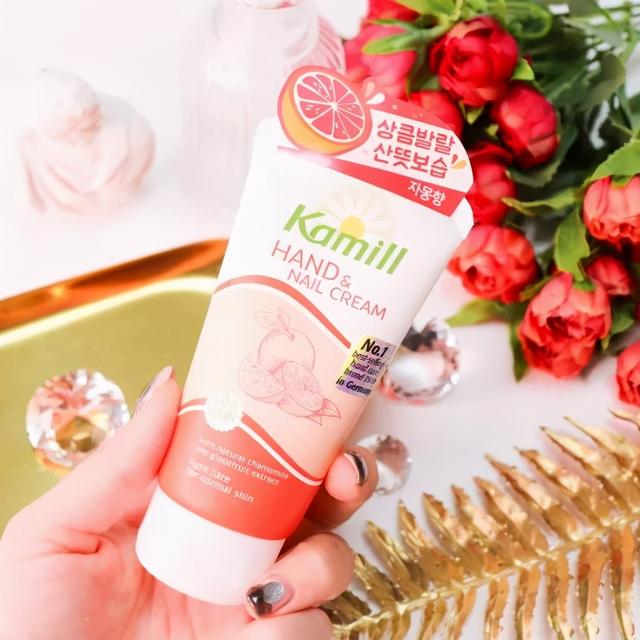 护手霜身体乳润唇膏套盒