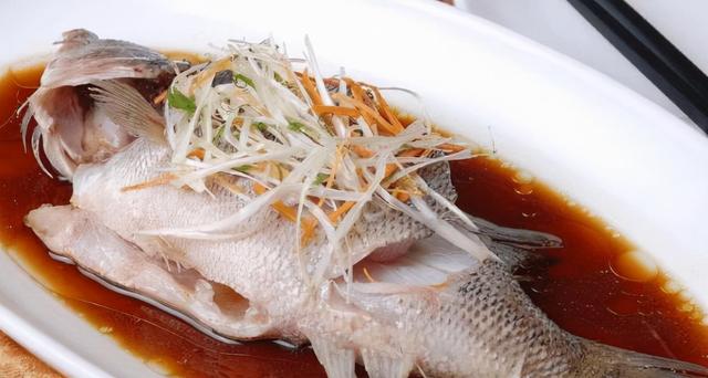 肝不好，不能吃鱼？医生提醒：有4种鱼尽量不要吃，请你记住