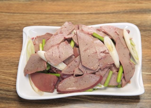 猪身上这4个部位，建议大家尽量少吃，爱吃猪肉的朋友看过来