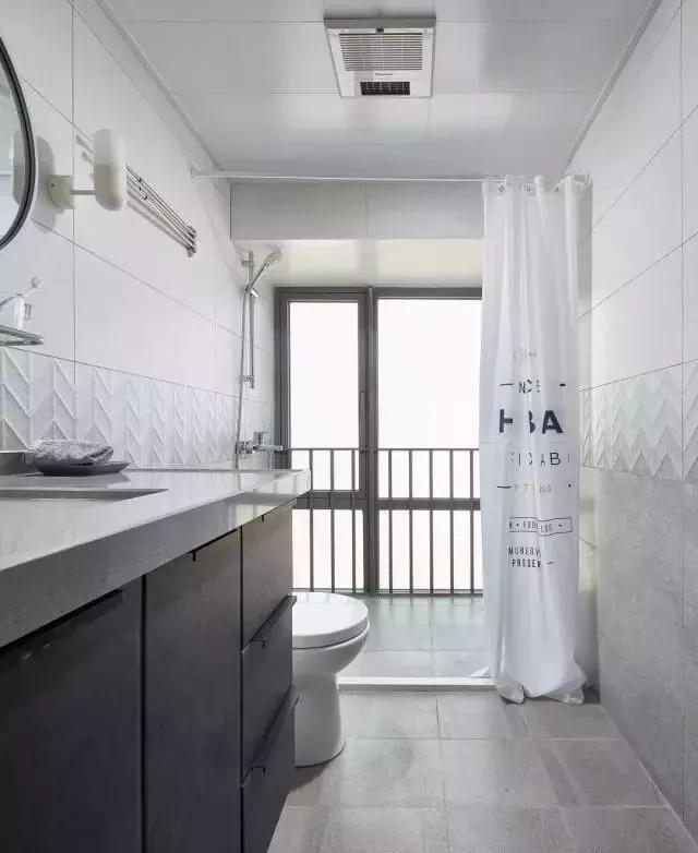 20款卫生间装修实景图，这才是流行的设计，美观实用，干湿分离