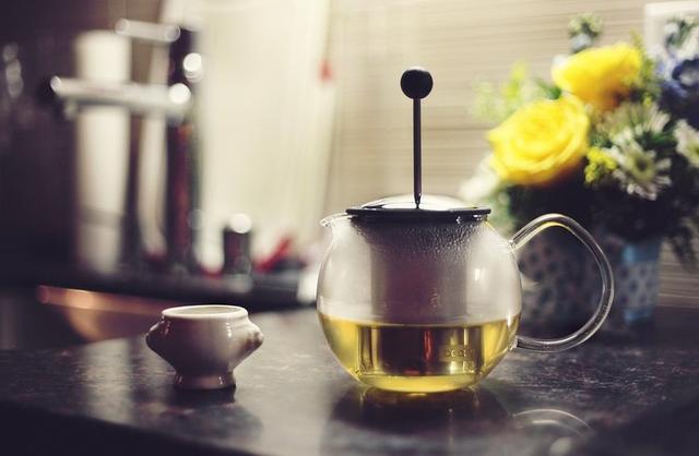 喝茶，真的对心脏好吗？喝红茶好，还是喝绿茶好？一文讲清楚