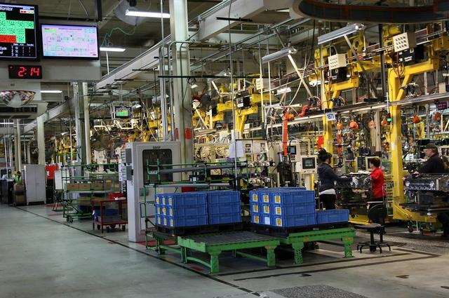 挡不住！美国官员要求企业“别和中国合作”，却被回应：多管闲事