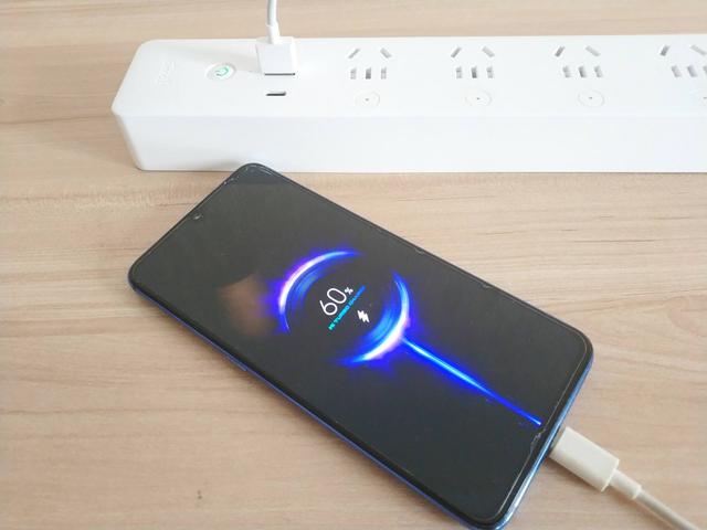 最强智能插排？65w氮化镓插排居然可以智能控制分配功率