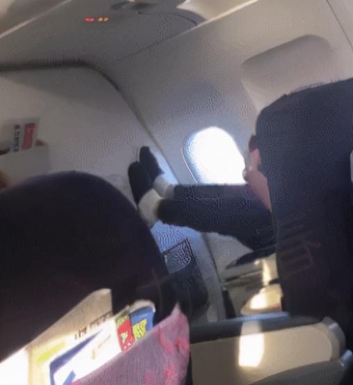 从“情感专家”，到专职带货，涂磊是如何自毁前程的？