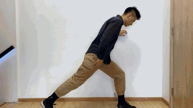 晚上睡觉，总感觉嘴里很苦，还发干？注意：或与这4个原因有关