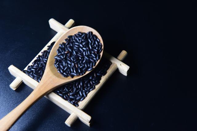 哪些食物可以保护你的眼睛？