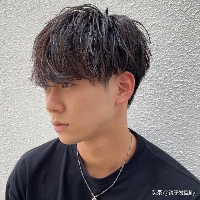 男生飞机头