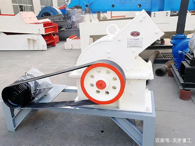 关于郑州市二手重捶破碎机的信息