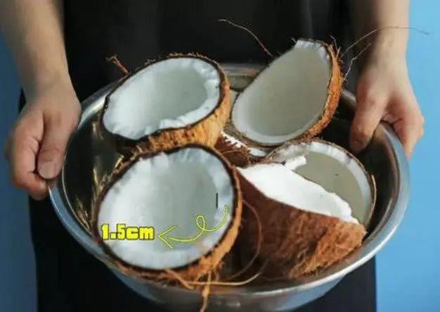 越吃越胖的四种水果，年轻人拿来当零食，不到半年就胖了