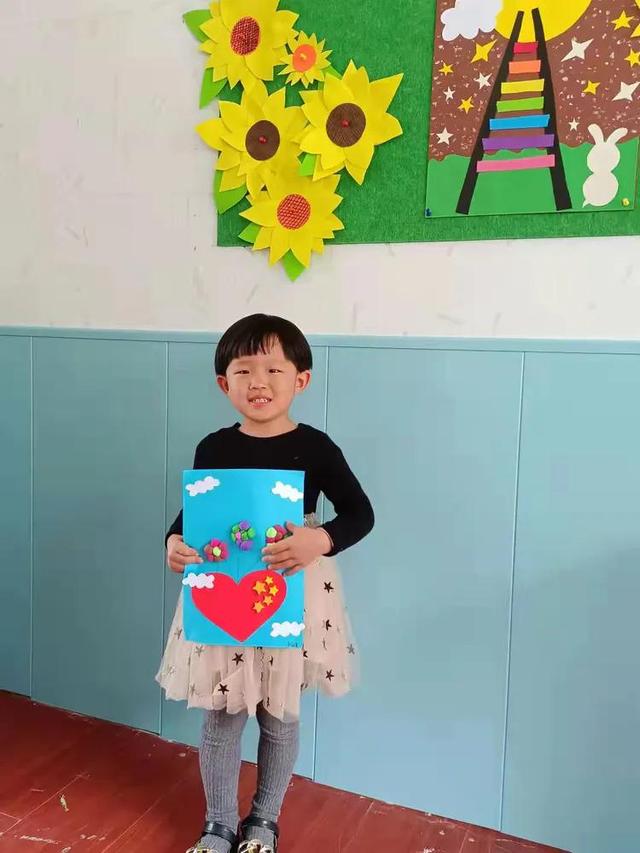 「童心筑梦 喜迎国庆」榆树幼儿园庆国庆手工制作活动