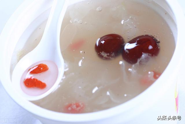 秋燥伤身！建议多吃 5 大白色食物补气固肺