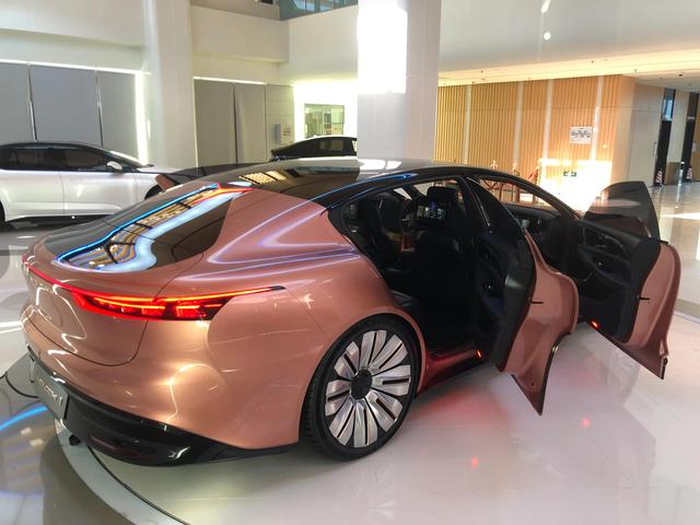 恒大新能源汽车样车实拍