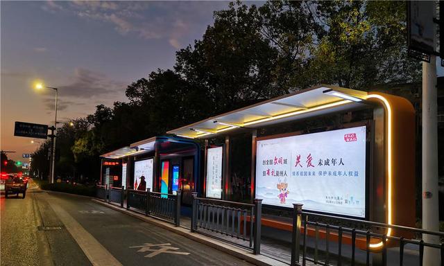 “打工女王”杨秋兰：勤工俭学发现商机，贫寒女孩成功逆袭