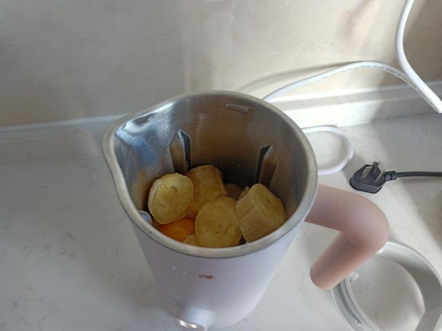 鸡蛋能在破碎机里面打吗