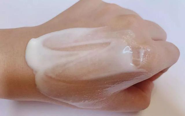 按压式的身体乳打不开