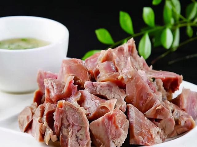 吃羊肉可以养胃吗？医生提示：秋后养胃，可多吃这3种肉食