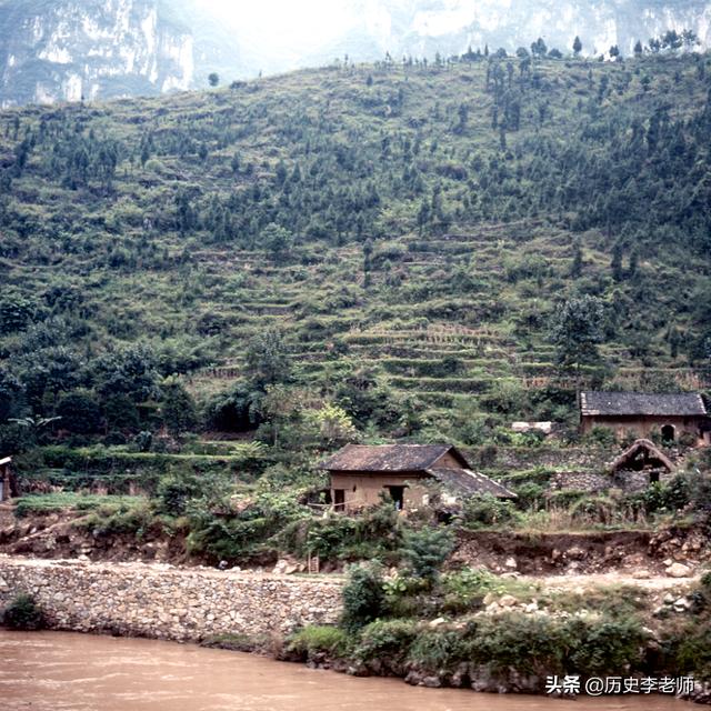 长江三峡指哪三峡