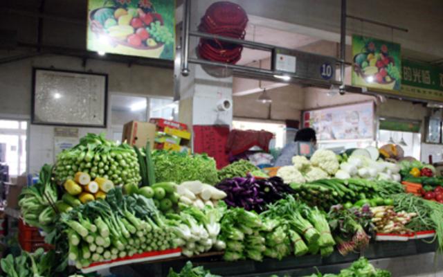 东莞首富王金城：初中辍学卖菜起家，身家300亿，50岁却患癌早逝