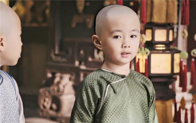 乾隆有14个儿子取了名，这些名字含义是什么，他对谁寄予厚望
