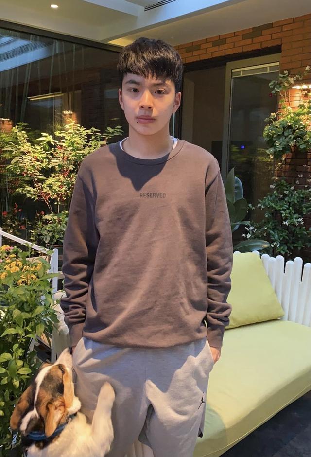 3年巨亏62亿后，华谊王氏两兄弟的富二代子女们都如何了？