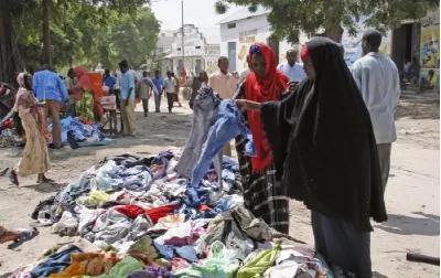 你拿着AK47的外卖小哥和非洲校友