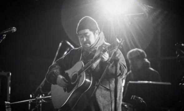 接下来的几年里,宋冬野接受了法律和舆论的制裁.