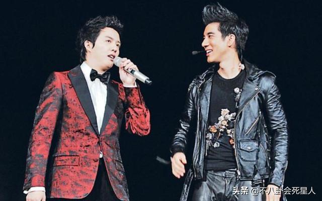 王力宏李云迪春晚:李云迪嫖娼被抓，王力宏粉丝称“恶人终有报应”，他当年做啥了