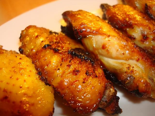 吃香蕉是养胃还是伤胃？提醒：不想胃受伤，尽量少吃这3物