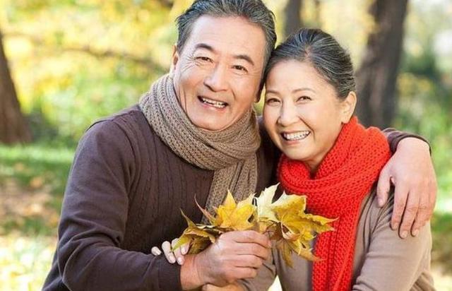 年龄大了，就不能吃肉类？医生：50岁以后，这3种肉建议多吃