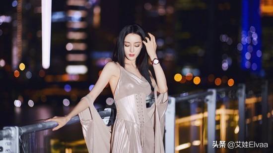 热巴红毯造型图片短发(热巴红毯造型图片最新)